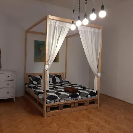 Venus Apartment
